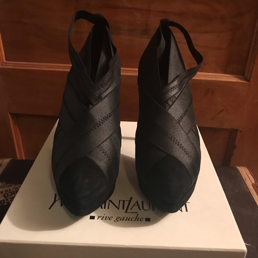YSL divine ankle boot